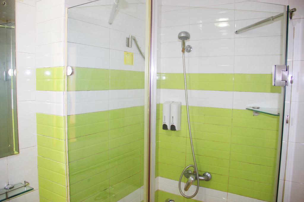 7Days Inn Shantou Jin Yuan Road Exterior photo