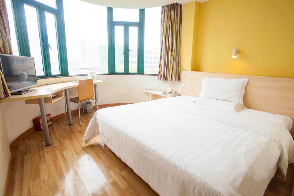 7Days Inn Shantou Jin Yuan Road Room photo